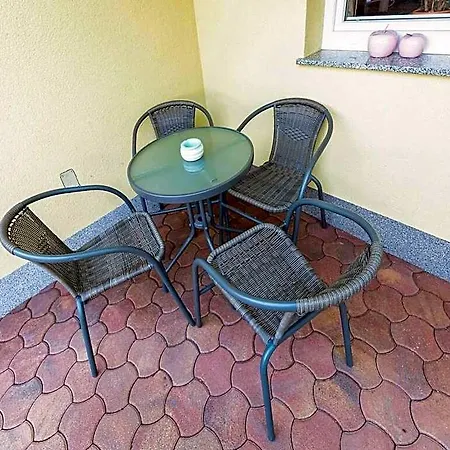 In With A Cozy Terrace 2*